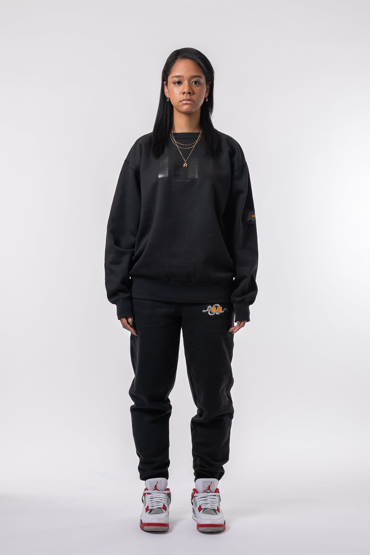 “METALLIC GRAFFITI DESIGN” Sweat chrome