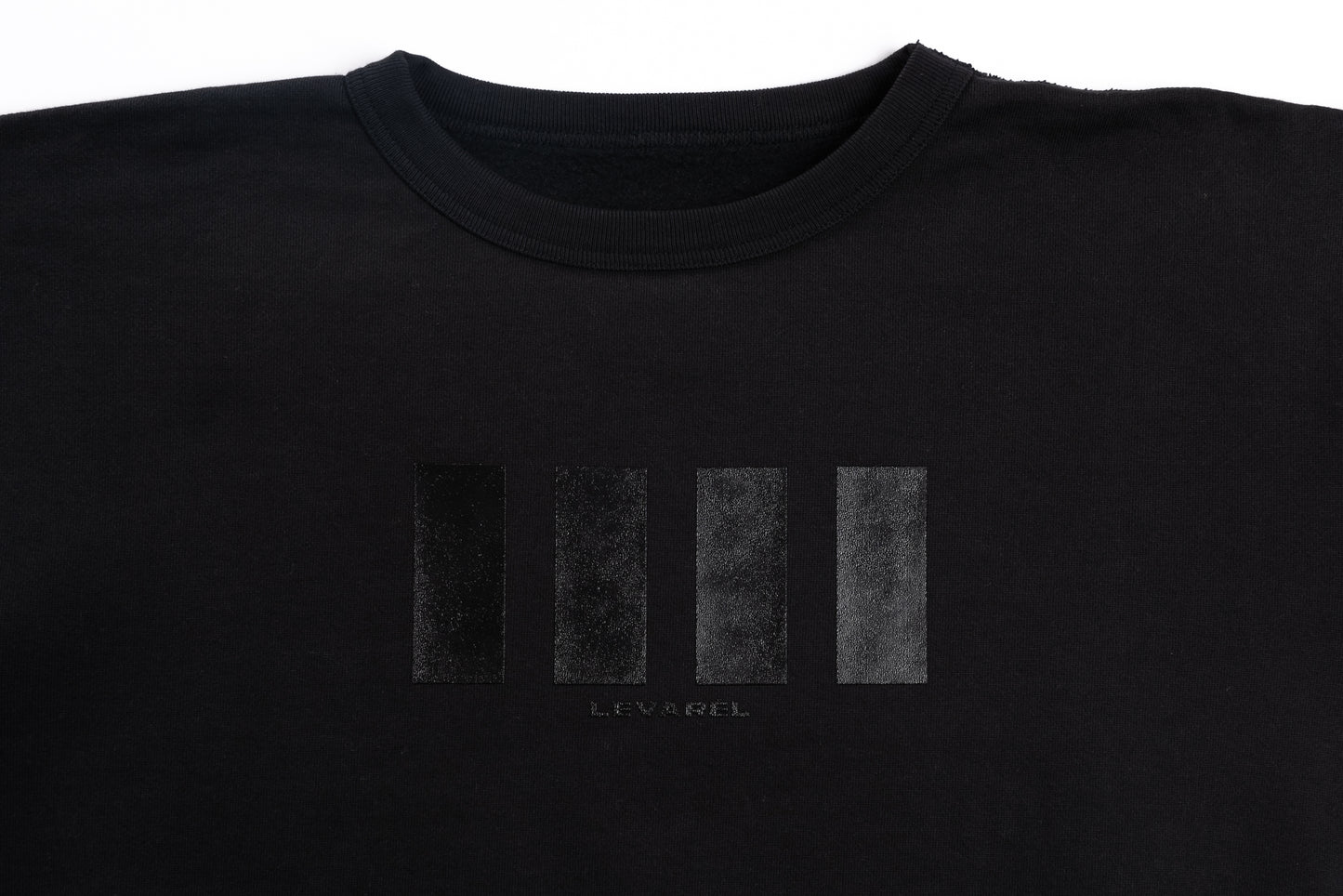 “METALLIC GRAFFITI DESIGN” Sweat chrome