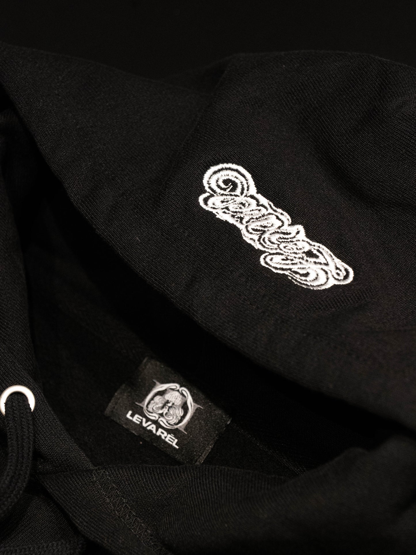 “LEVAREL LOGO" WRAP UP HOODIE [BLACK]